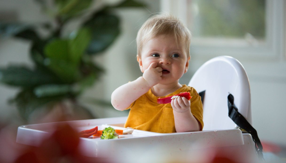 sapere quanto deve mangiare neonato
