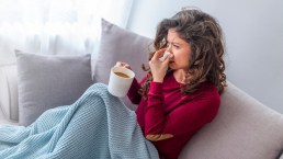 Raffreddore: sintomi e rimedi per farlo passare