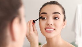 Come applicare il mascara in modo perfetto: consigli ed errori da evitare
