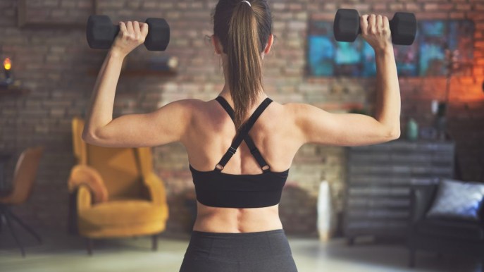 Come aumentare la massa muscolare: 5 consigli su alimentazione e allenamento