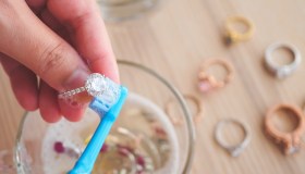 I migliori metodi per pulire la bigiotteria