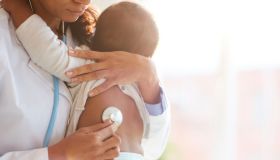 Prime visite di controllo pediatriche: quante e quali fare nei primi mesi di vita