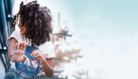 Addio capelli crespi: i rimedi naturali e i consigli per la tua haircare routine