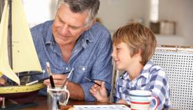 5 qualità che rendono i nonni insostituibili e preziosi