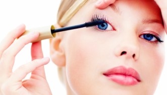 Come truccarsi a Carnevale: 8 look originali fai da te semplici da realizzare in casa