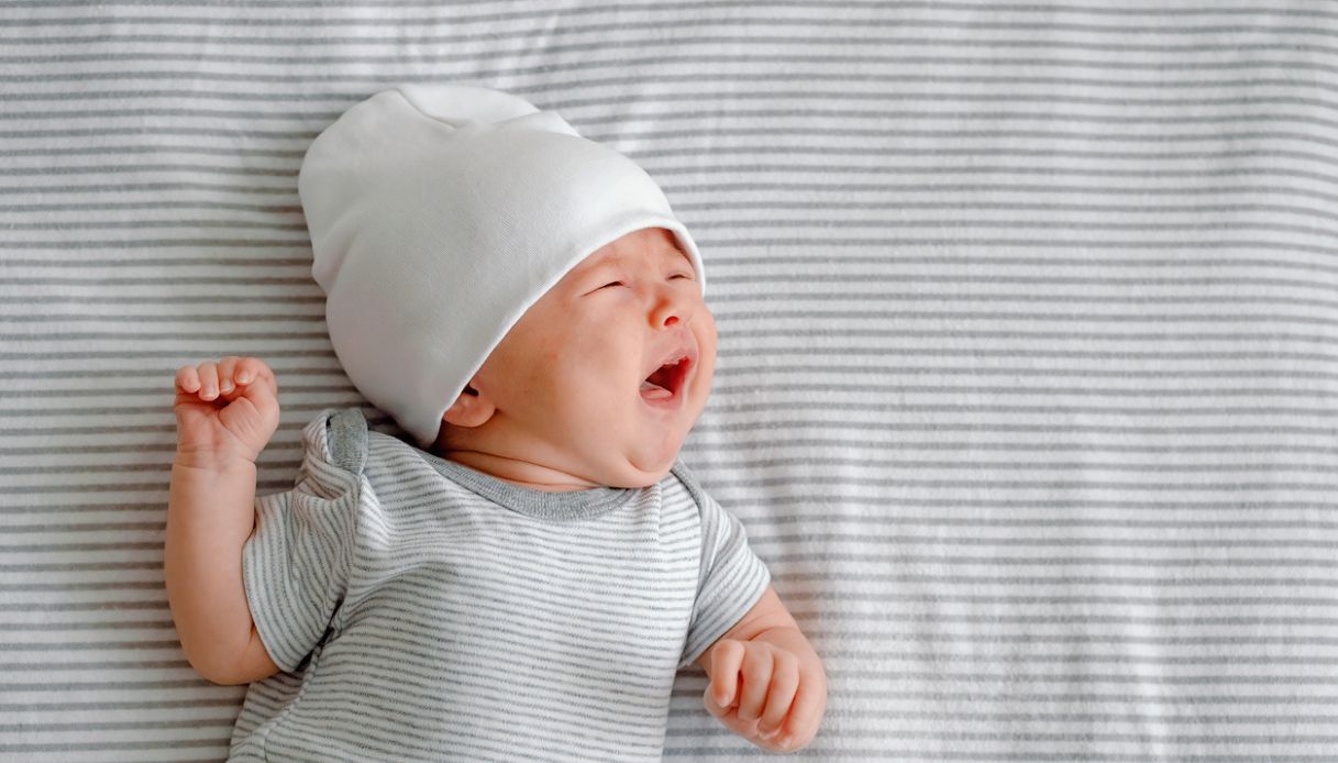Come calmare le coliche dei neonati? Ecco rimedi e soluzioni - Il nostro  Blog