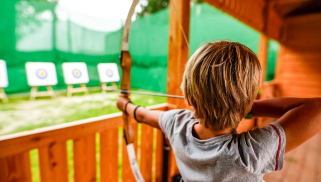 Abowllon® Set di Arco e Frecce in Legno per Bambini con 12 Frecce, Faretra, Borsa per il Trasporto & 4 Bersagli | Arco per Bambini per Tiro con l'Arco, Regali per Ragazzi