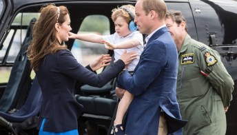 Kate Middleton, il principe George alla fiera della Royal Air Force