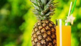 Perché mangiare l’ananas fa pizzicare la lingua e come evitarlo