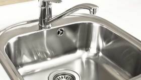 Come pulire e lucidare l’acciaio