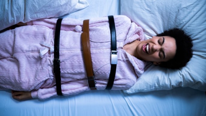 Paralisi del sonno: cos’è, come si manifesta e cosa fare