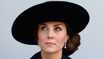 Kate Middleton in nero al Remembrance Day
