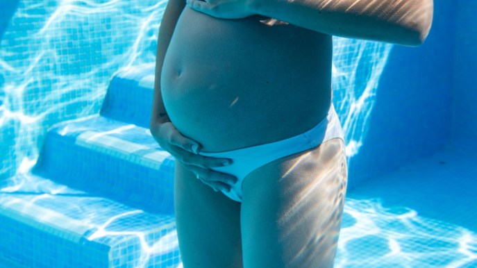 Acquagym in gravidanza: benefici, rischi e precauzioni, esercizi consigliati