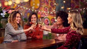 Si può bere alcol in gravidanza? I rischi per la donna e il feto