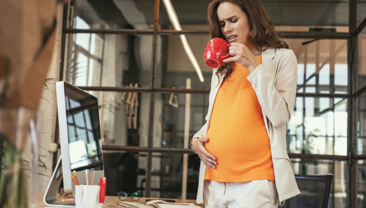 Intossicazione alimentare in gravidanza: cause, sintomi e prevenzione