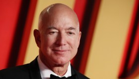 Jeff Bezos, imprenditore: biografia e curiosità