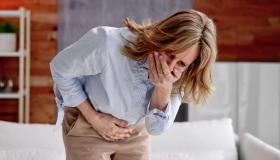 L’alimentazione contro la nausea in gravidanza: cosa mangiare e cosa evitare