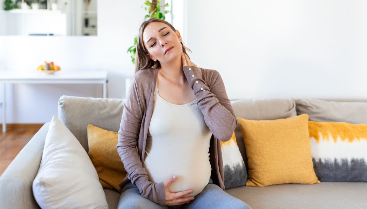 Orecchioni in gravidanza: cause, sintomi e rimedi