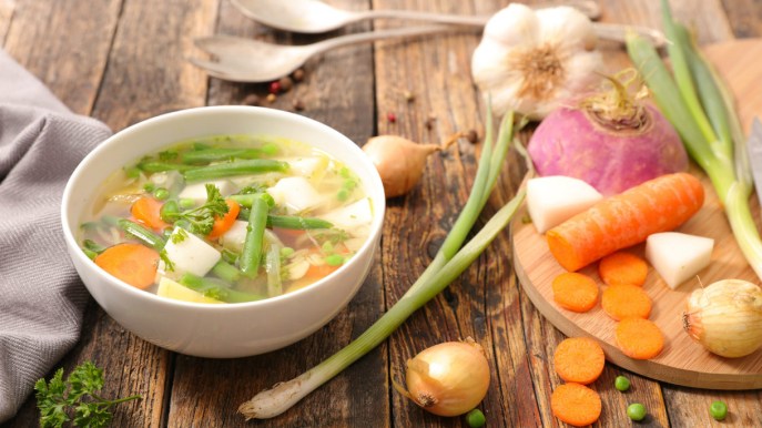 Dieta del minestrone: la ricetta della zuppa brucia grassi