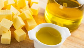 Olio o burro: qual è il migliore per cucinare?