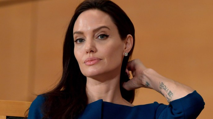Angelina Jolie in guerra contro Brad Pitt: “Vuole uccidere ogni rapporto con i figli”
