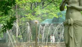 Squirting, cos’è (e cosa non è) l’eiaculazione femminile