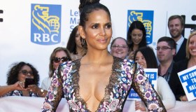 Halle Berry, fisico perfetto dopo i 50 anni: la sua dieta