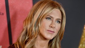 Come portare i capelli a 50 anni: tagli e colori che ringiovaniscono