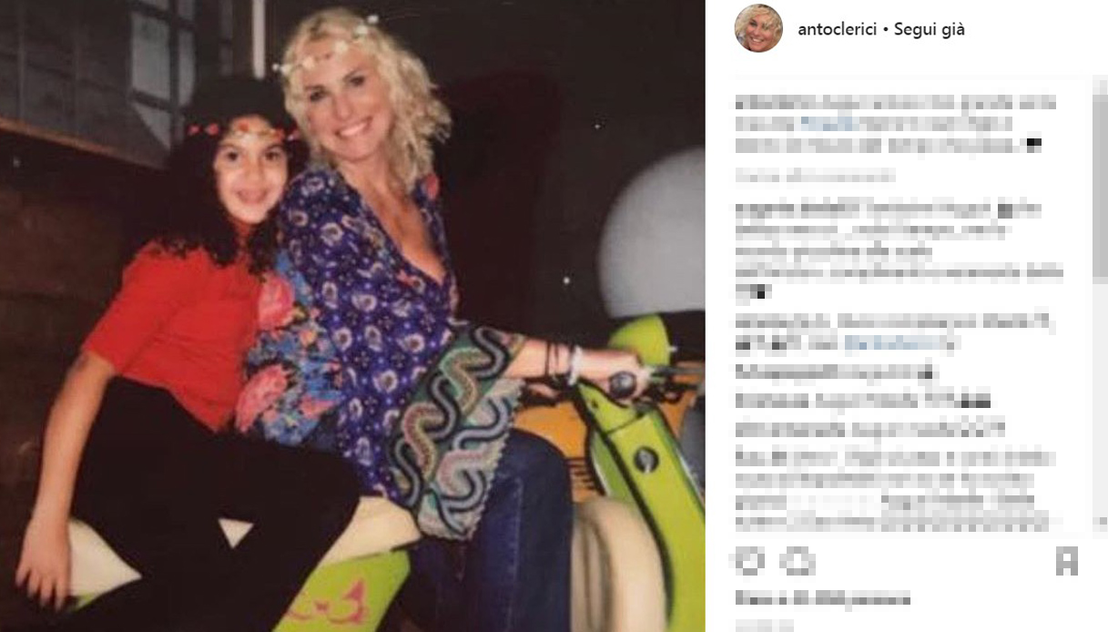 View Antonella Clerici Figli PNG