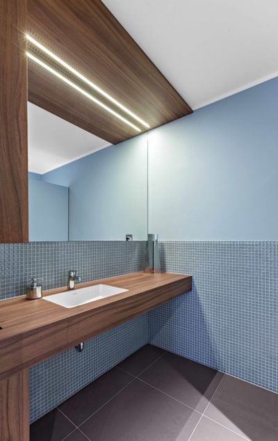 Moderni Piastrelle Bagno Mosaico Azzurro.Mosaico In Bagno Un Classico Intramontabile Dilei