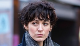 Blake Lively, capelli corti e scuri: con la nuova acconciatura è irriconoscibile