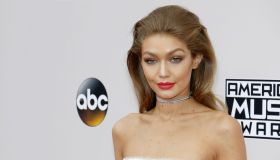 Cos’è la Tiroidite di Hashimoto, la malattia di Gigi Hadid