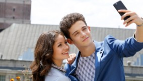 Ruggero Pasquarelli con Karol Sevilla