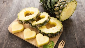 Ananas, le proprietà benefiche di questo frutto della salute