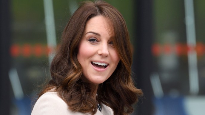 Kate Middleton al nono mese di gravidanza: va in maternità e lancia una sfida a Meghan Markle