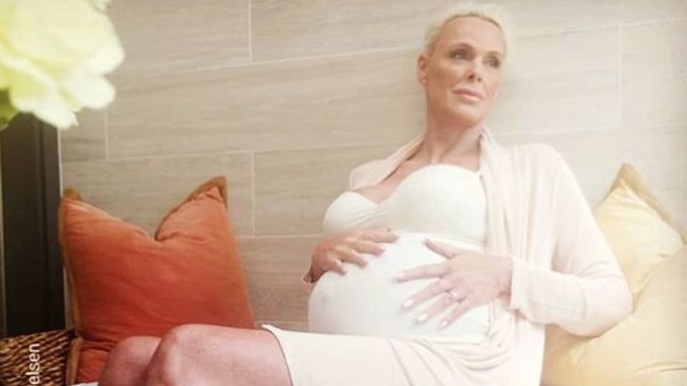 Brigitte Nielsen incinta a 54 anni? La foto su Instagram fa discutere