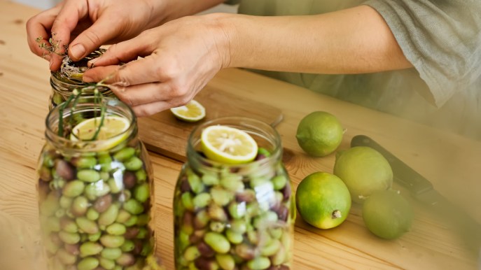 Come conservare le olive per lungo tempo in casa