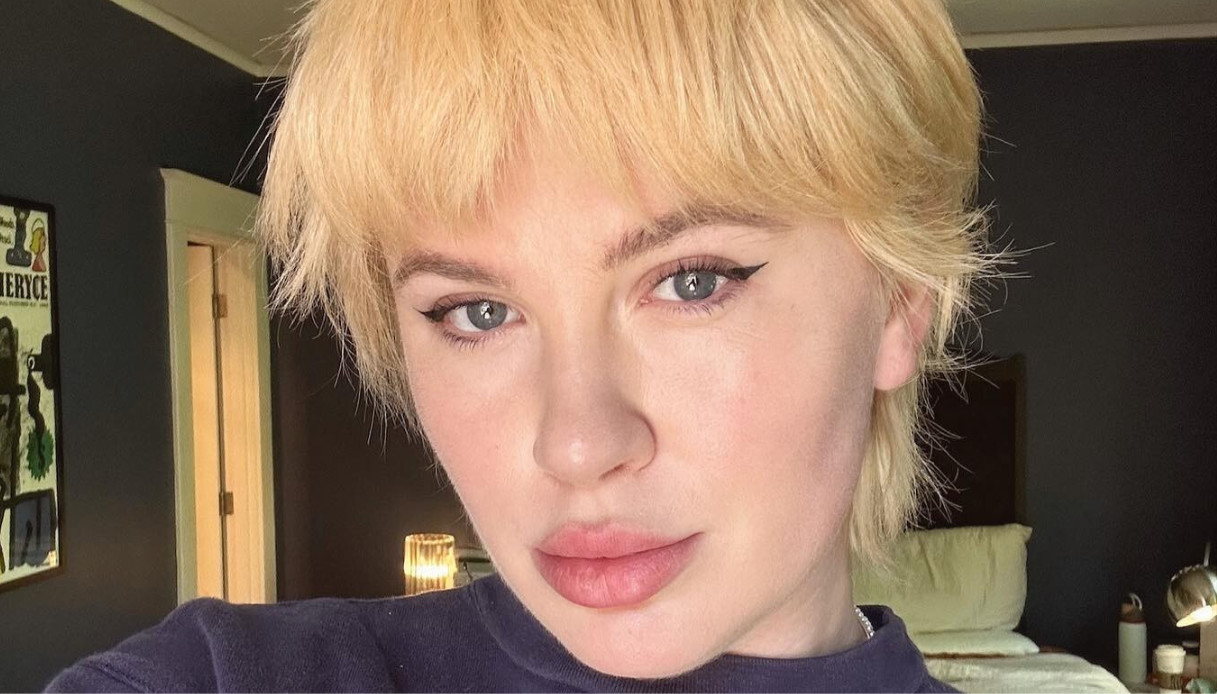 Chi è Ireland Baldwin, la figlia di Kim Basinger e regina di Instagram