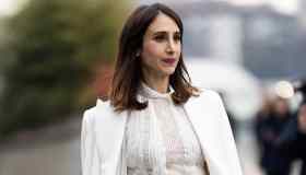 Outfit total white: a chi sta bene e come portarlo