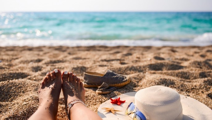 Sabbia di mare sulla pelle, uno scrub naturale