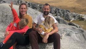 Fabio Volo, vacanze “wild” negli Usa con compagna e i figli