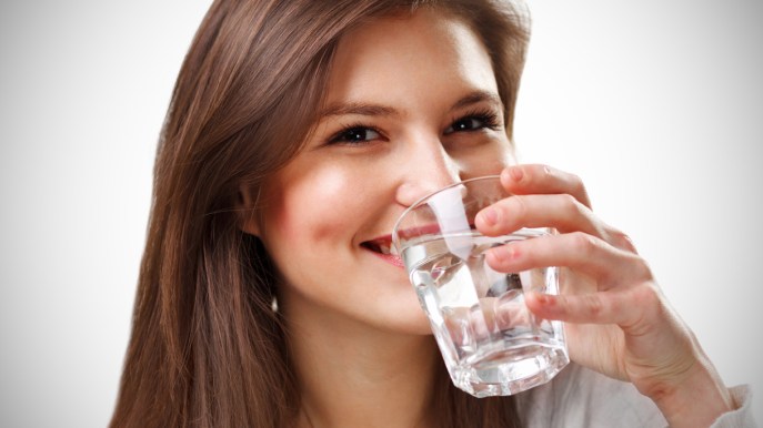 Acqua diuretica: caratteristiche, benefici e quando berla