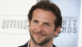 Fra Lady Gaga e Bradley Cooper spunta Angelina Jolie