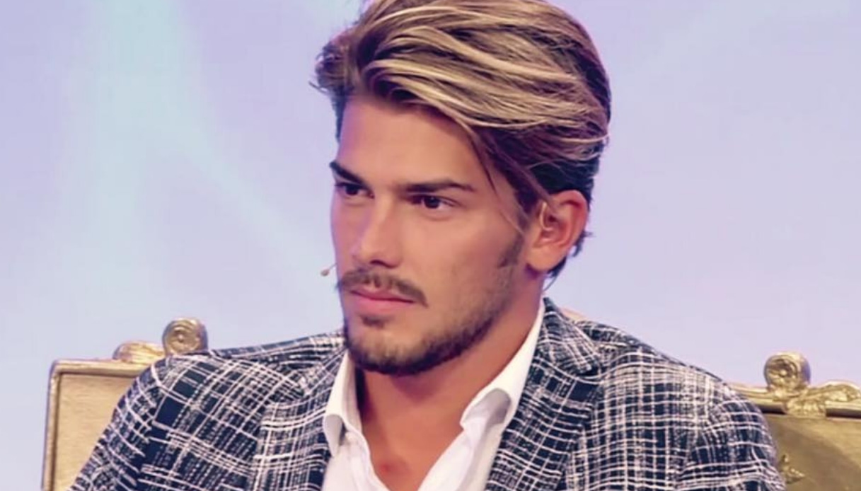 Chi è La Tronista Di Uomini E Donne