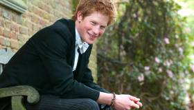 Principe Harry, il segreto del braccialetto che porta da 22 anni