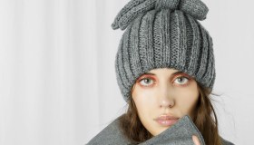 EllemenTi: outfit contrasto con PVC e abiti che fanno sentire bene