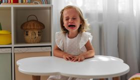 Emozioni negative: mai nasconderle ai bambini, vi spieghiamo perché