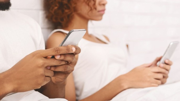 Desiderio sessuale, quando lo smartphone può ucciderlo (e quando invece fa bene!)