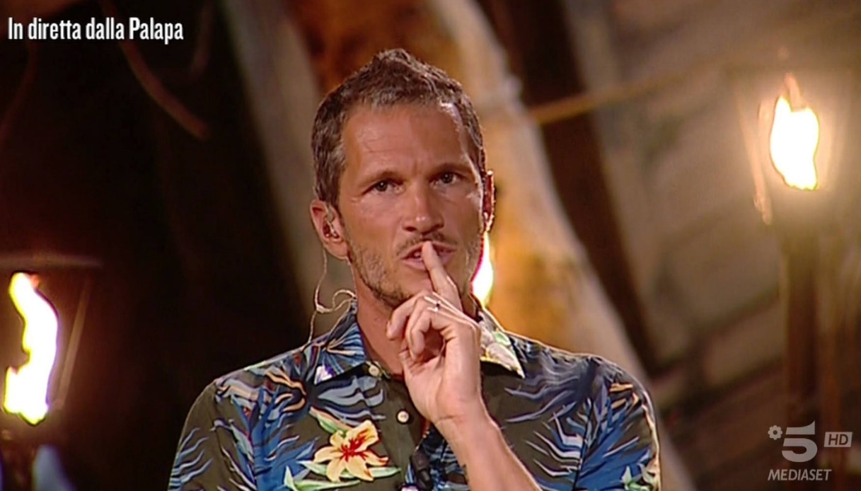 Isola, caos in diretta: Alvin furioso contro i naufraghi