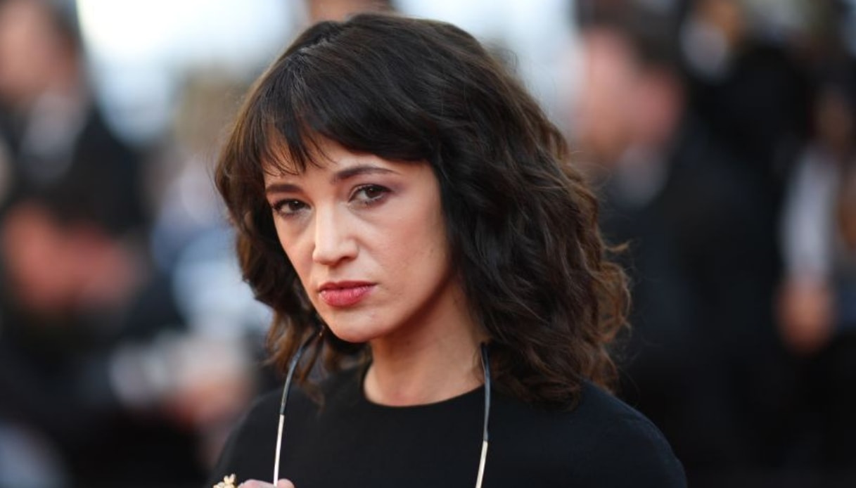 Asia Argento against Fagnani after the interview: “My answers cut out